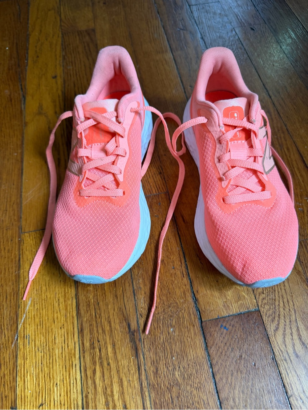 New Balance Coral Pink Women's Running Sneakers sz 7